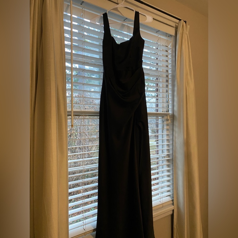Lulu's Classic Black Maxi Dress